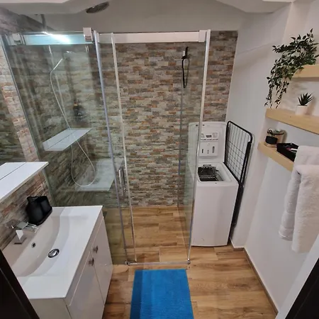Cozy Basement - Self Check In Apartman *