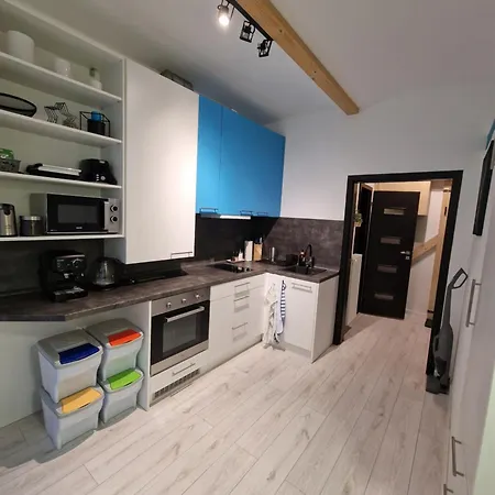 Cozy Basement - Self Check In *
